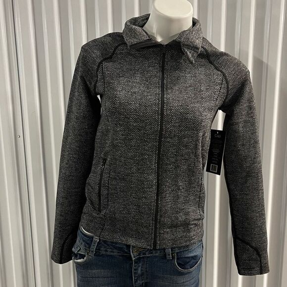 Cali sport zip up jacket size medium nwt - Picture 3 of 3